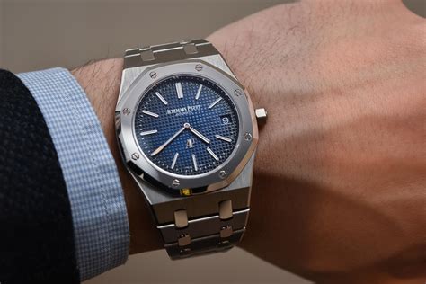 audemars piguet royal oak jumbo prezzo listino|audemars piguet 39mm royal oak.